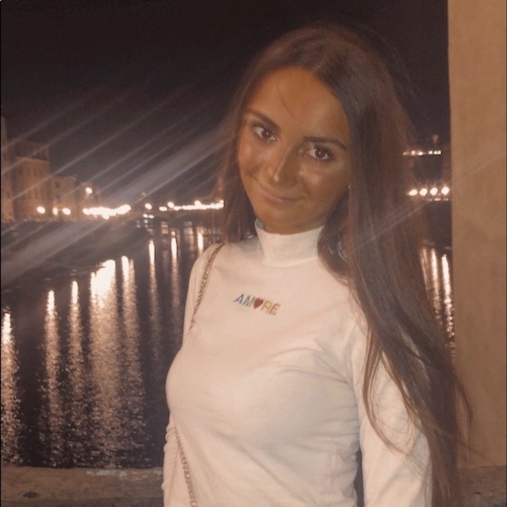 Meet your Posher, Juju